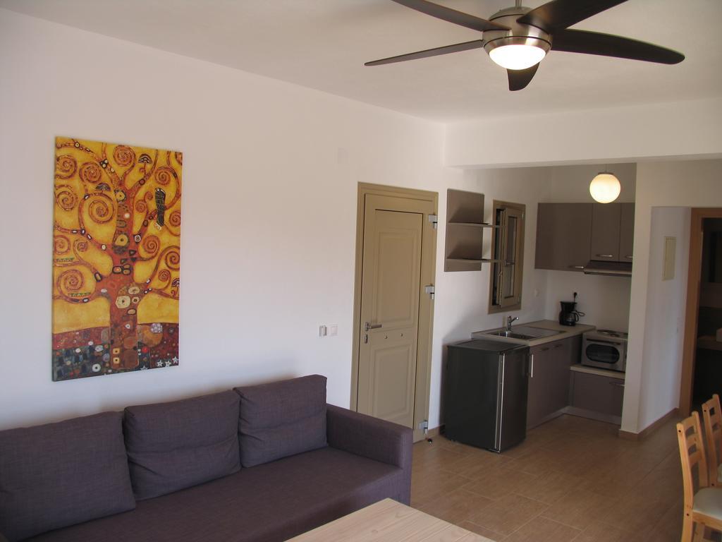 Skiathos Lagoterra Apartments Esterno foto